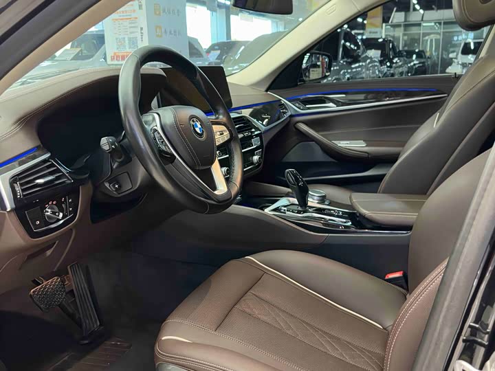 BMW 5-Series 2022 525 Li — фото 6