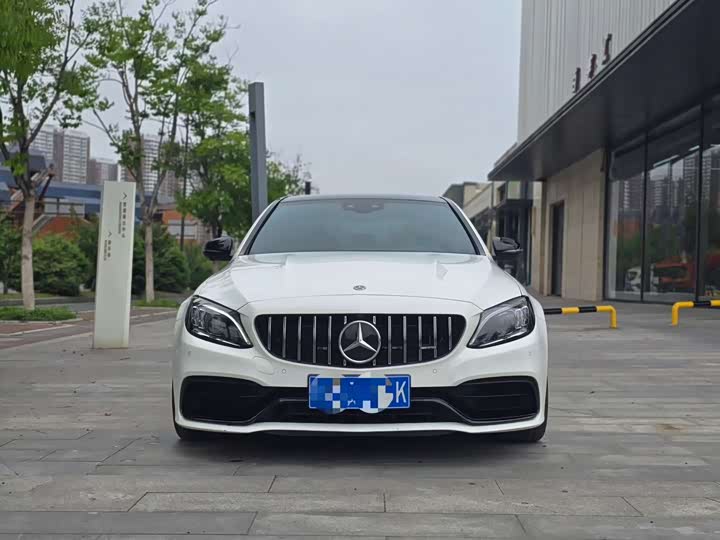 Mercedes-Benz C-Class 2021 AMG C 63 — фото 2