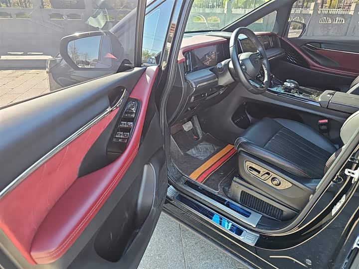 Trumpchi M8 2023 400 T — фото 12