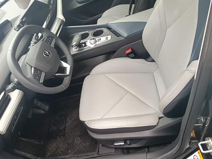 Changan UNI-V 2023 i DD 1.5 T 113km — фото 15
