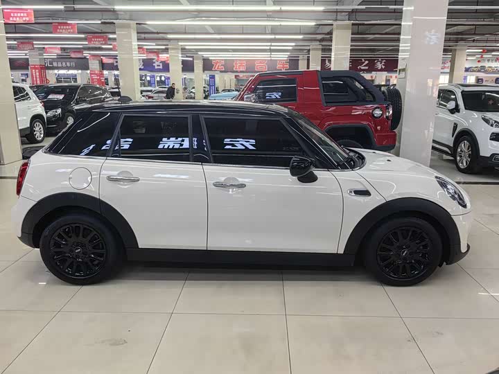 MINI Hatch — фото 11