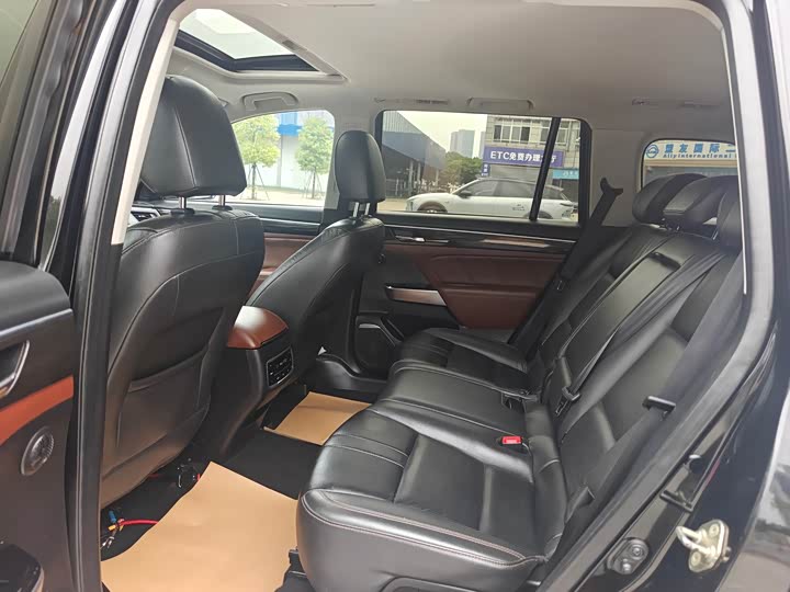 Trumpchi GS8 2017 320 T 2 WD ( ) — фото 5