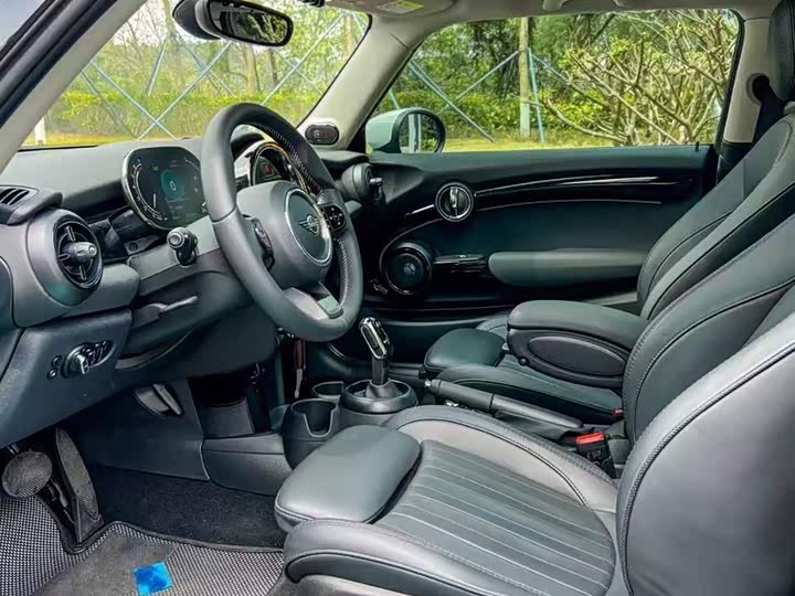 MINI Hatch — фото 11