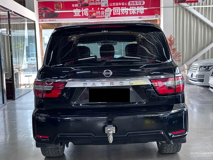 Nissan Patrol — фото 10