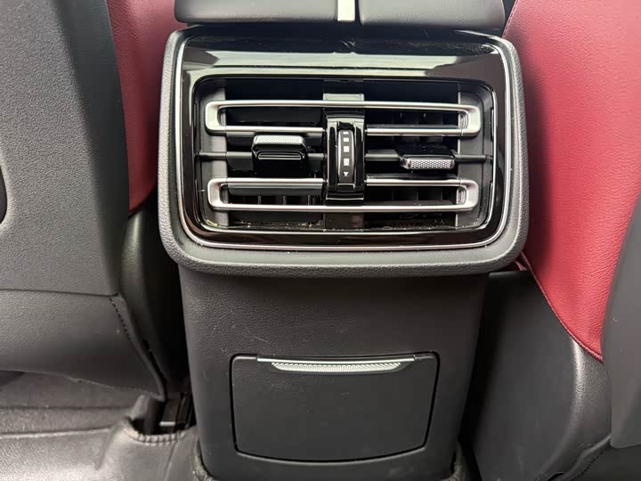 Hongqi HS5 2025 2.0 T 2 WD Pro — фото 13