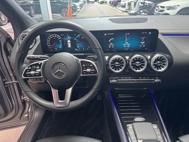 Mercedes-Benz GLA 2022 GLA 200 — фото 14