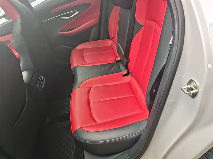 Changan UNI-T 2020 1.5 T Premium — фото 17
