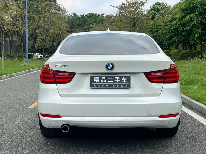 BMW 3-Series 2013 320i Leading — фото 12