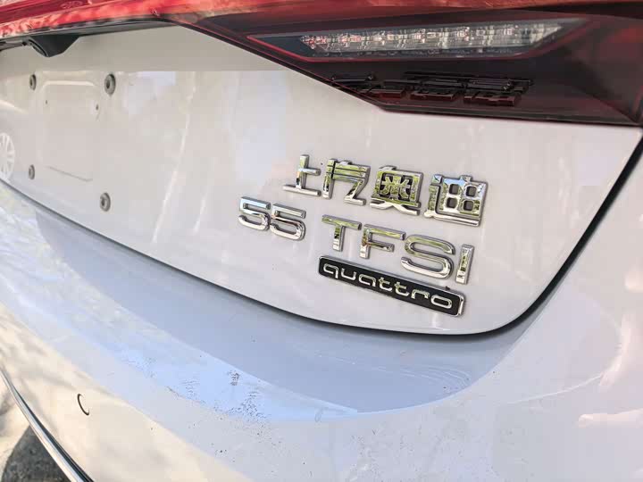 Audi A7L 2022 55 TFSI quattro S-line — фото 9