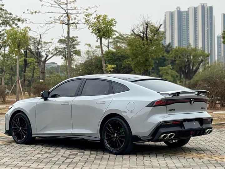 Changan UNI-V 2022 2.0 T — фото 22