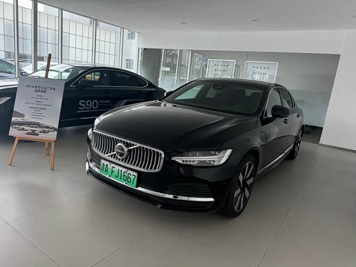 Volvo S90 Hybrid 2025 Hybrid 4 WD — фото 1