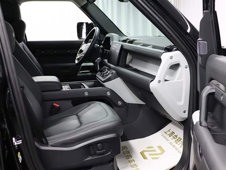 Land Rover Defender — фото 19