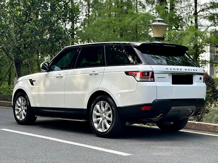 Land Rover Range Rover Sport — фото 9
