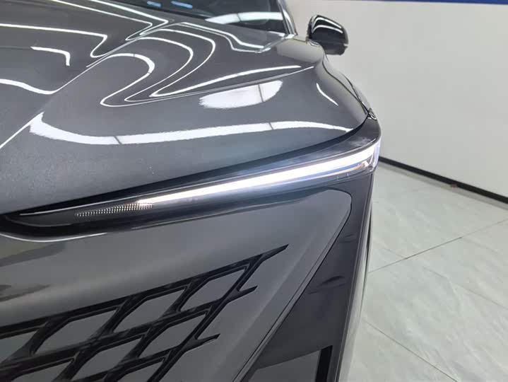 Changan UNI-T 2022 1.5 T Premium — фото 5