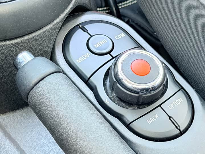 MINI Hatch — фото 28