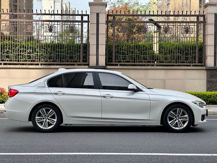 BMW 3-Series 2017 320 Li — фото 3