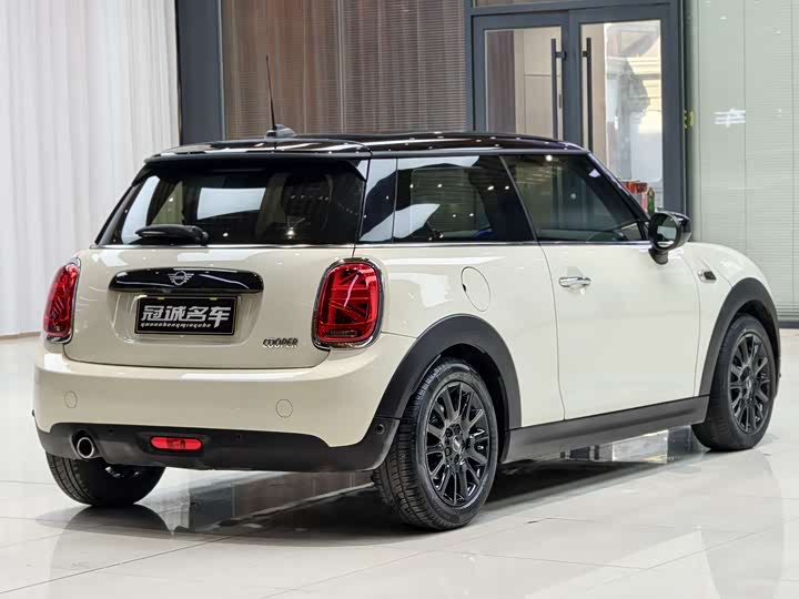 MINI Hatch — фото 10