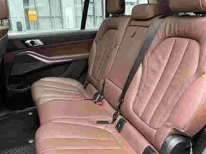 BMW X 7 2019 x Drive 40i Leading — фото 9