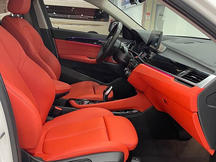 BMW X2 2023 s Drive 25i M — фото 8