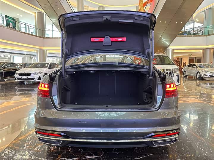 Audi A4L 2020 40 TFSI — фото 10
