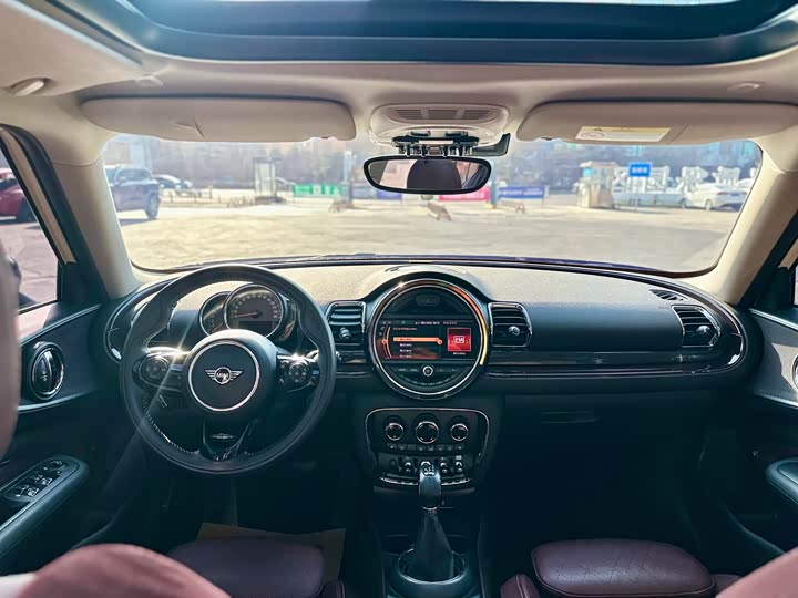 MINI Clubman — фото 8