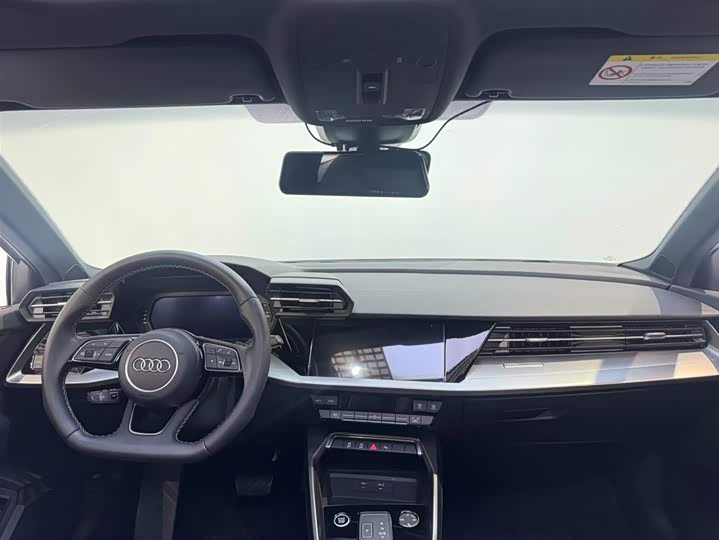 Audi A3 2023 Sportback 35 TFSI Sport — фото 7