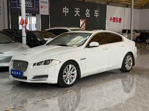 Jaguar XF 2015 XF 2.0 T — фото 21