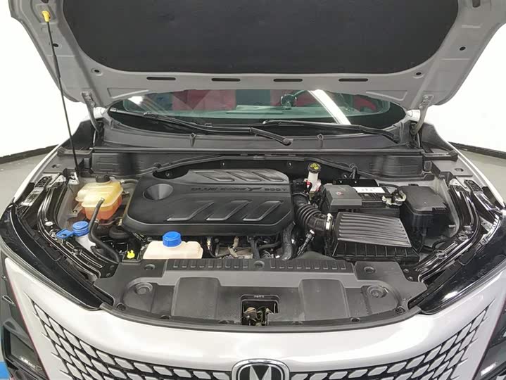 Changan UNI-T 2020 1.5 T Flagship — фото 10
