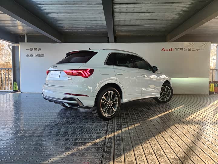 Audi Q3 2023 40 TFSI — фото 5