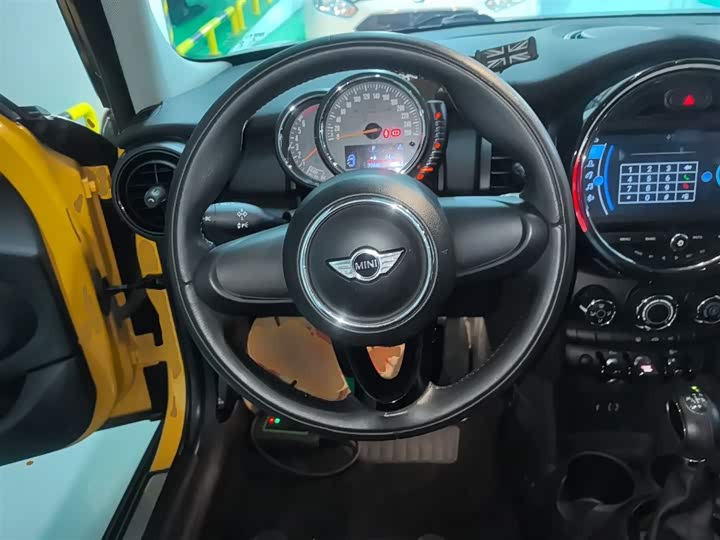 MINI Hatch — фото 11