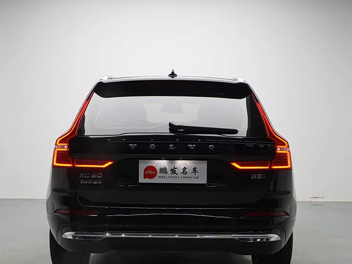 Volvo XC60 2024 B 5 4 WD — фото 13