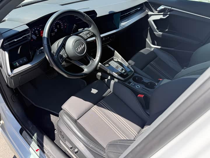 Audi A3 2024 A 3 L Limousine 35 TFSI Sport — фото 6
