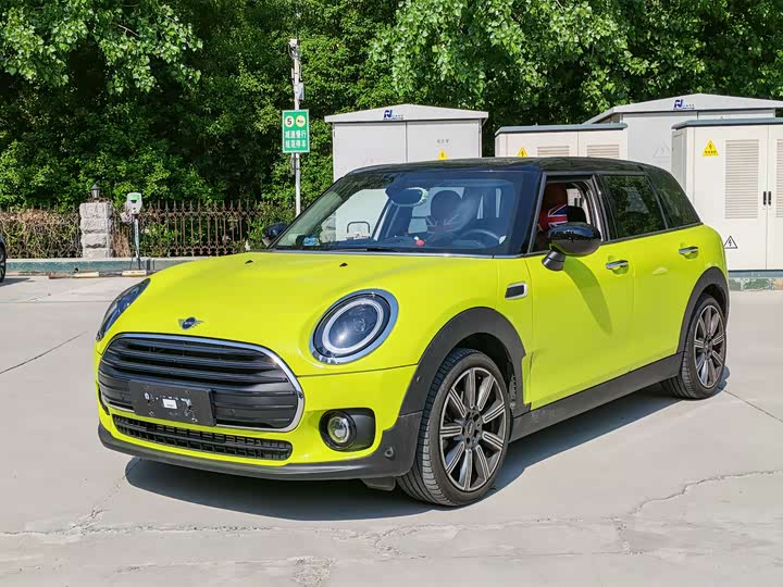 MINI Clubman — фото 1