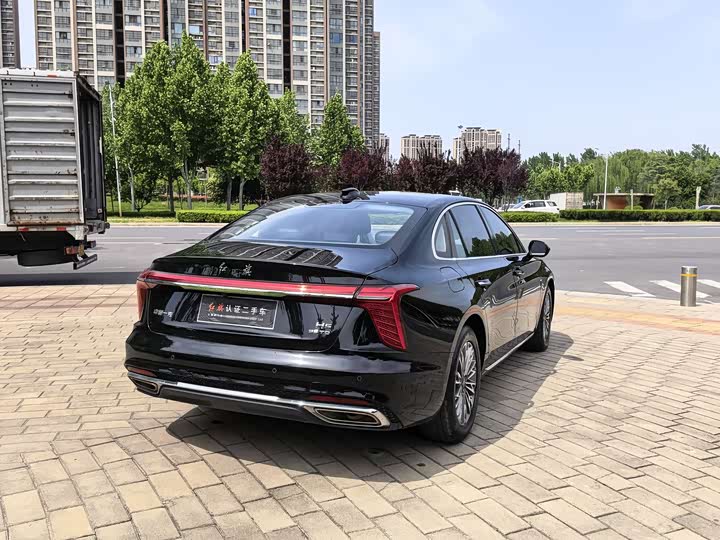 Hongqi H5 2024 1.5 T DCT — фото 19