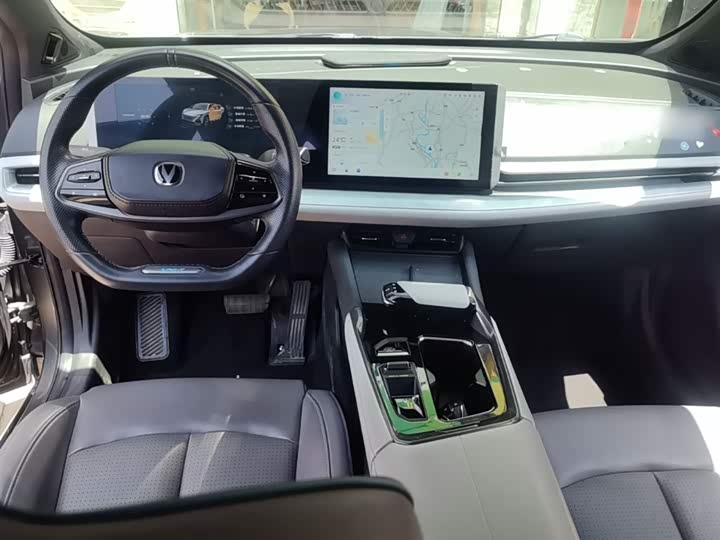 Changan UNI-T 2023 1.5 T Premium — фото 10