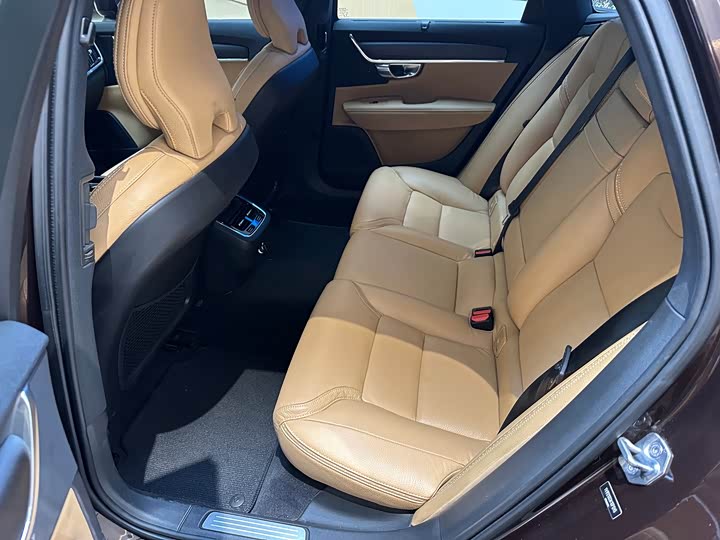 Volvo V90 2019 Cross Country T 5 AWD V — фото 6