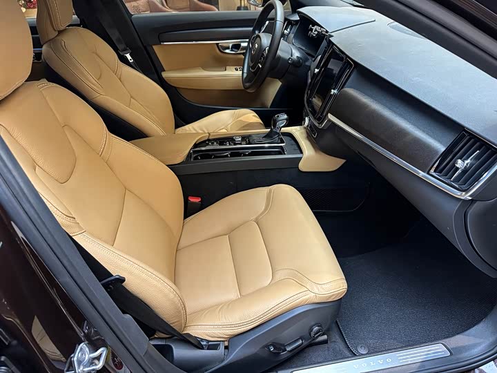 Volvo V90 2019 Cross Country T 5 AWD V — фото 12