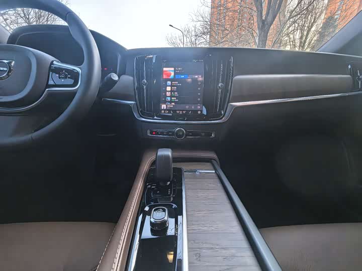 Volvo V90 2023 Cross Country B 5 AWD — фото 17