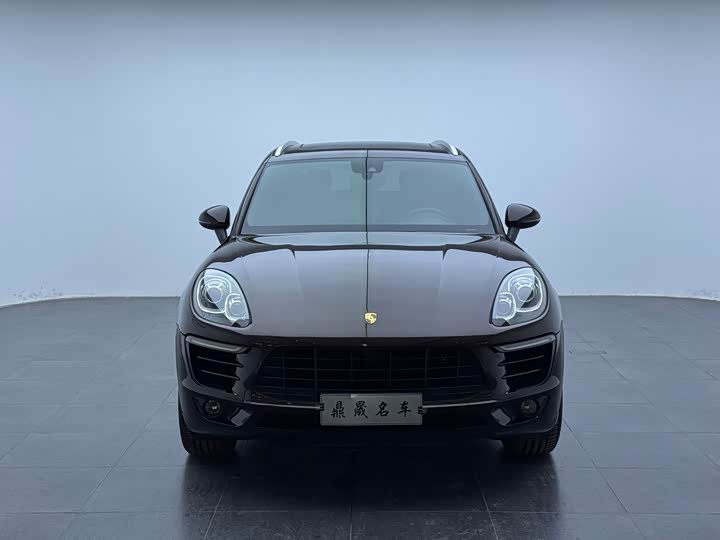 Porsche Macan 2017 Macan 2.0 T — фото 2