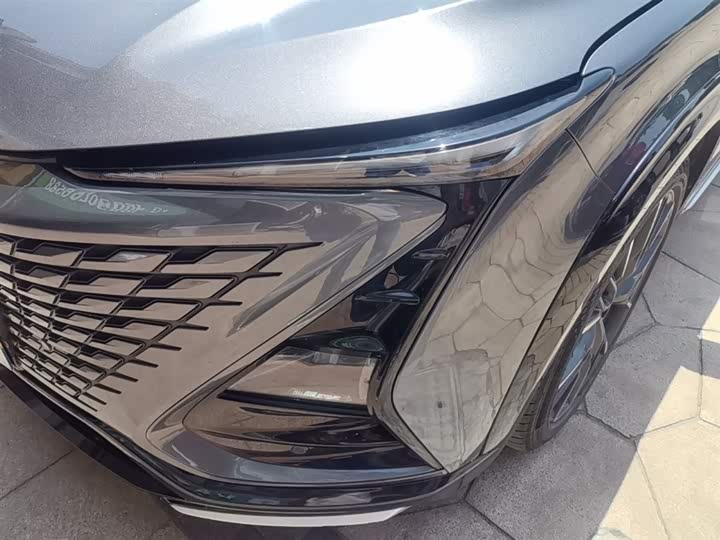 Changan UNI-T 2023 1.5 T Premium — фото 24