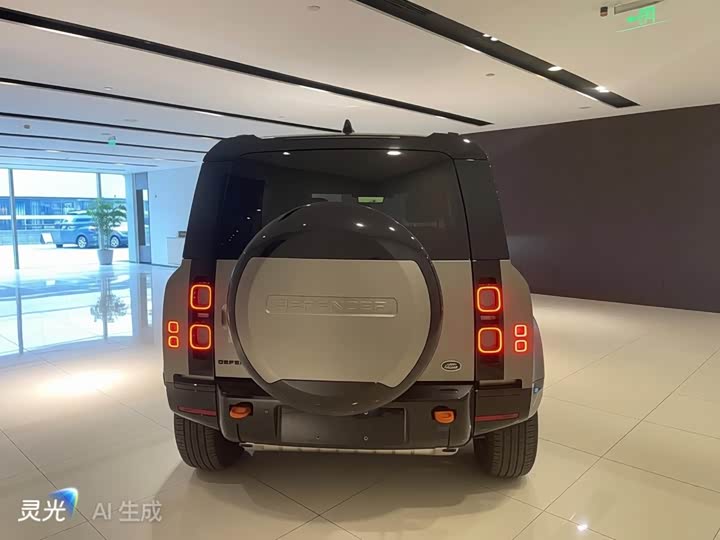 Land Rover Defender — фото 16