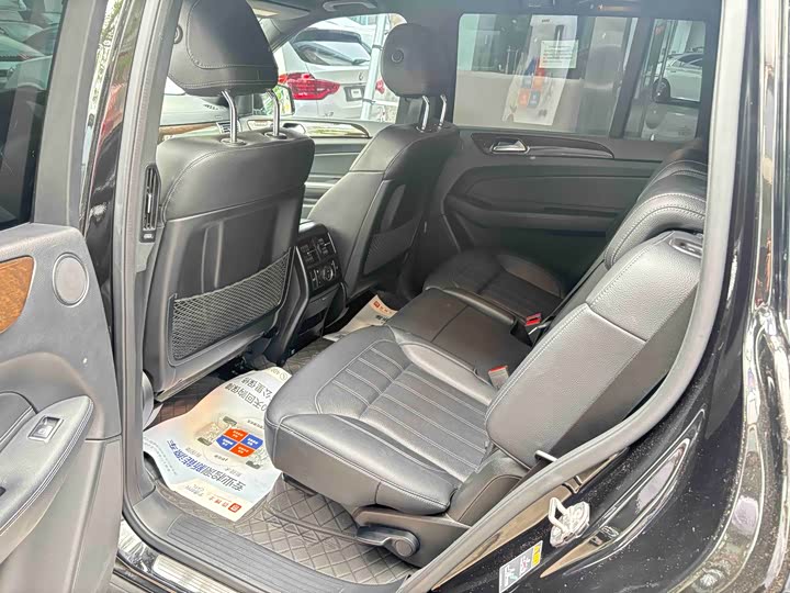 Mercedes-Benz GLS 2018 GLS 400 4 MATIC — фото 11