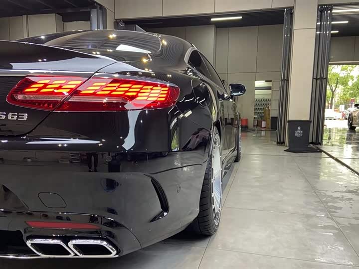Mercedes-Benz S-Class 2018 AMG S 63 4 MATIC+ Coupe — фото 5