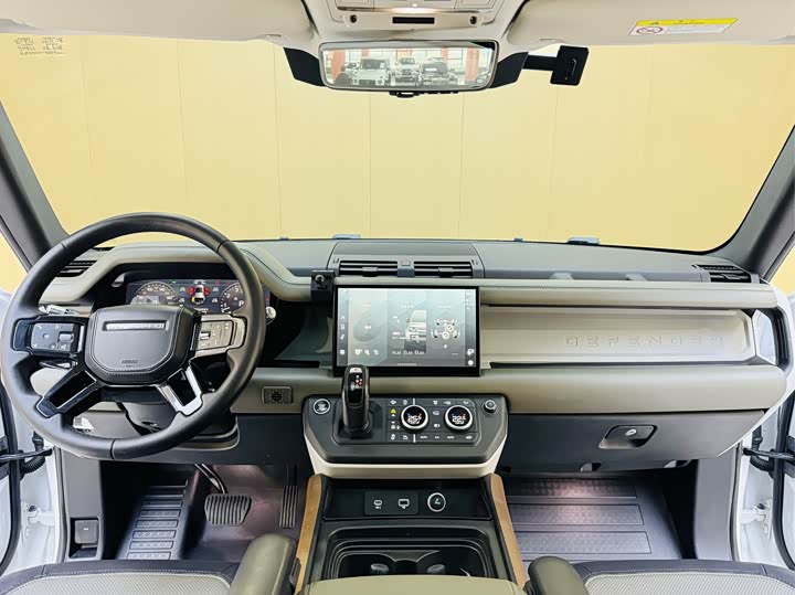 Land Rover Defender — фото 9