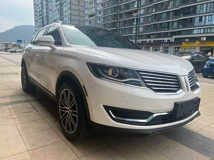Lincoln MKX 2015 2.0 T 4 WD — фото 3