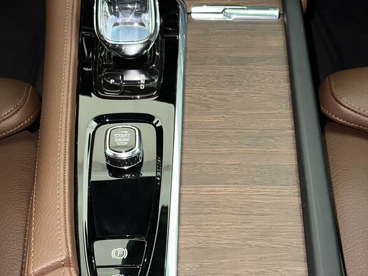 Volvo S90 2022 B 5 — фото 16