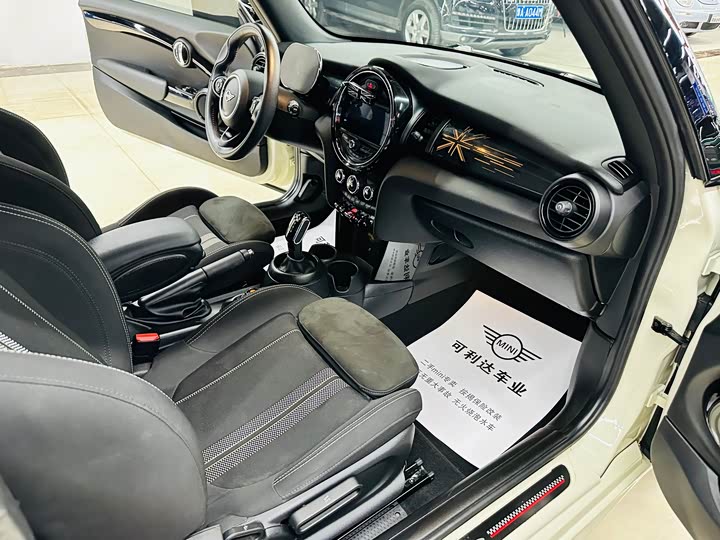 MINI Hatch — фото 14