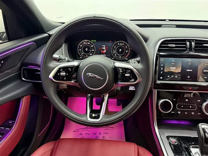 Jaguar XEL 2021 2.0 T 250 PS R-DYNAMIC S — фото 15