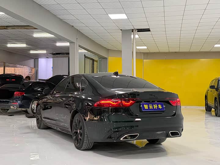 Jaguar XFL 2021 XFL 2.0 T P 250 4 WD — фото 7