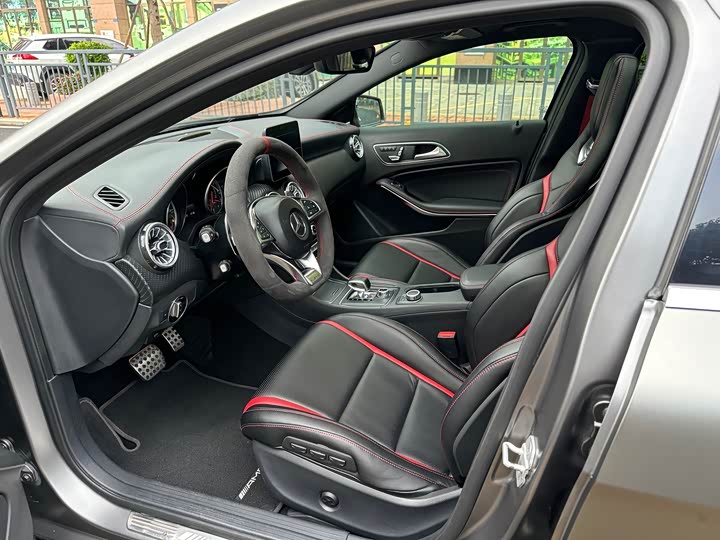 Mercedes-Benz A-Class AMG A 45 4MATIC — фото 9